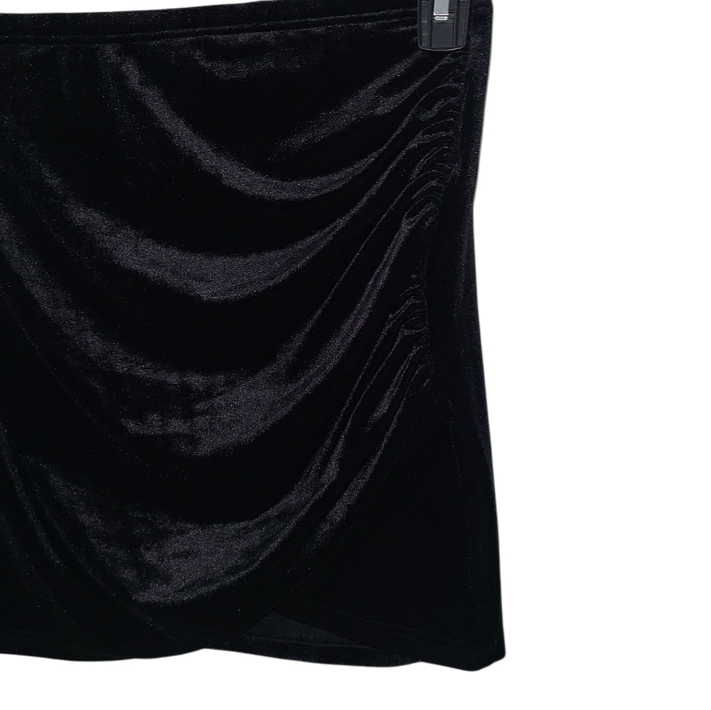 Black Velvet Ruched Pencil Bodycon Skirt NWT - Picture 4 of 4